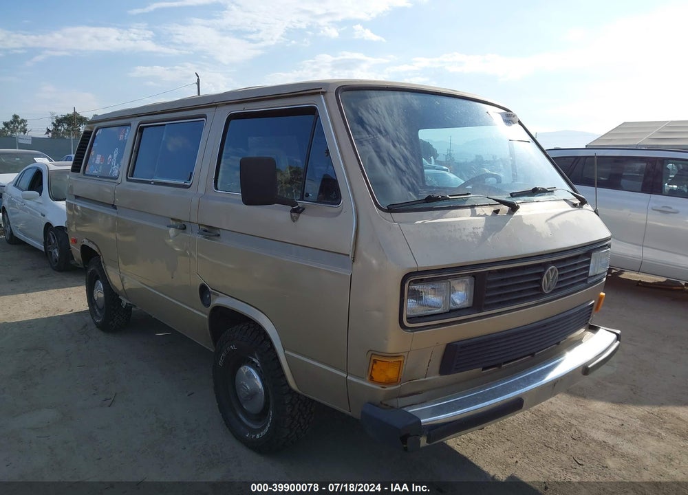1986 VOLKSWAGEN VANAGON BUS VIN: WV2YB0252GH079898