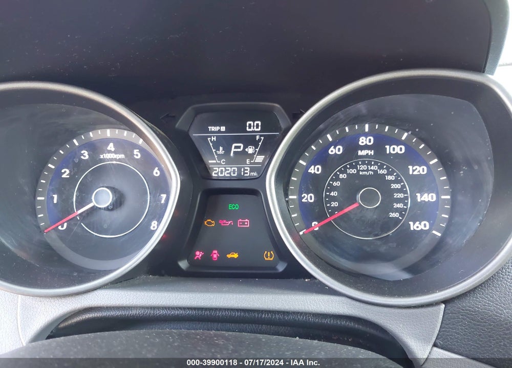 2015 HYUNDAI ELANTRA SE VIN: 5NPDH4AE9FH645379