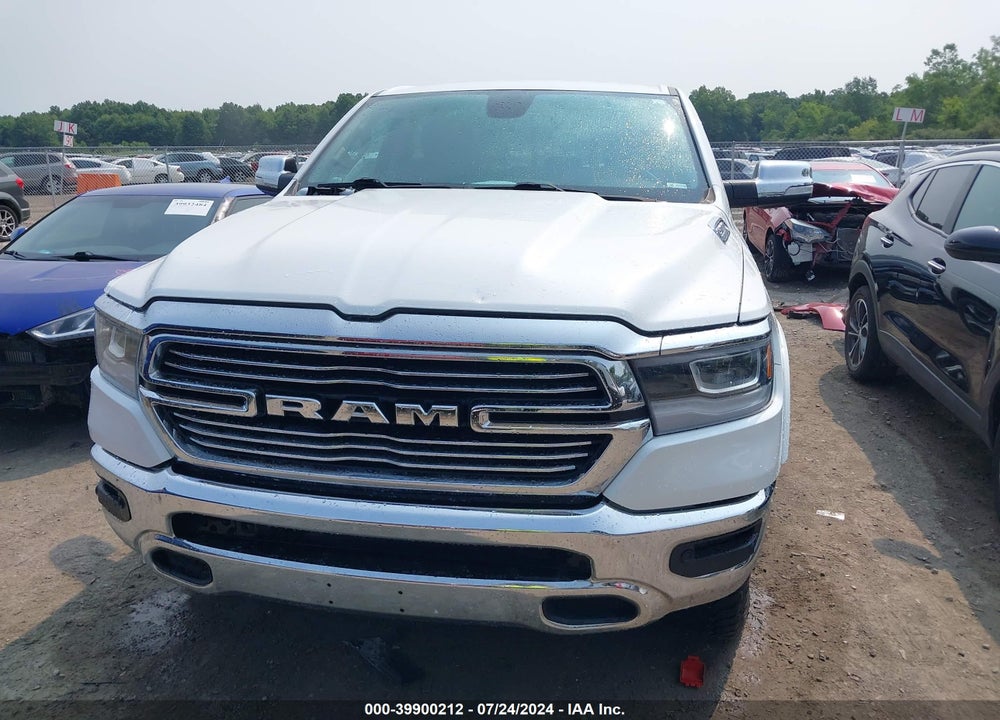 2019 RAM 1500 LAIE  4X4 5'7 BOX VIN: 1C6SRFJT2KN609923