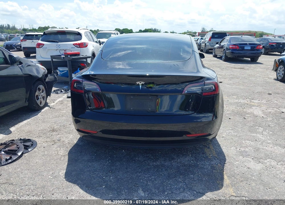 2021 TESLA MODEL 3 STANDARD RANGE PLUS REAR-WHEEL DRIVE VIN: 5YJ3E1EAXMF014503