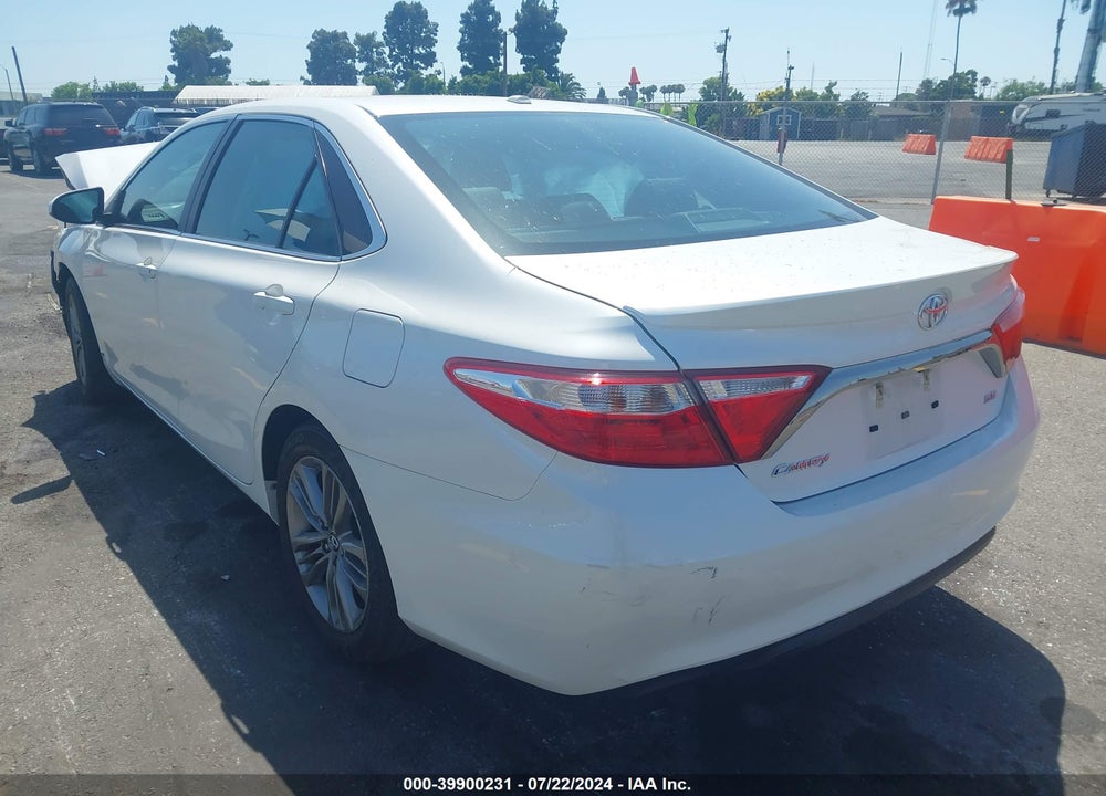 2015 TOYOTA CAMRY SE VIN: 4T1BF1FK8FU942137
