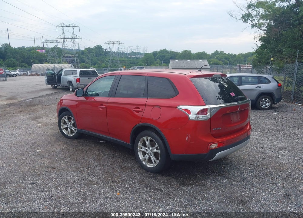 2015 MITSUBISHI OUTLANDER SE VIN: JA4AD3A38FZ010745