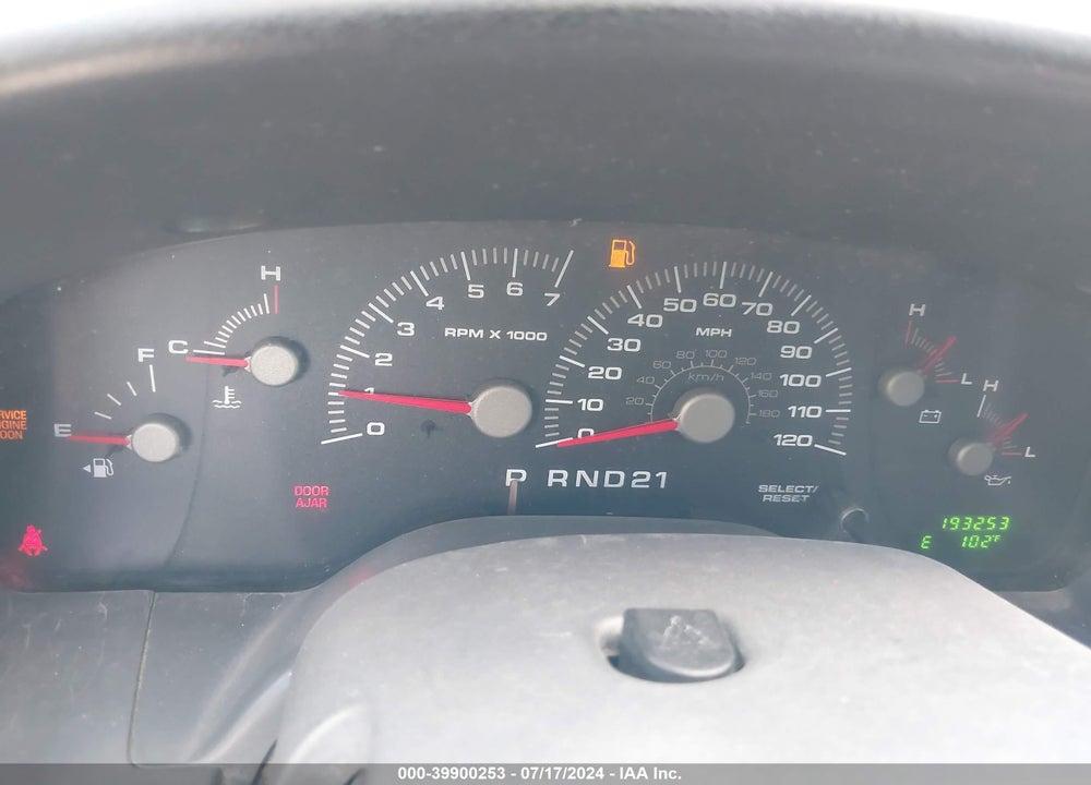 2004 FORD EXPEDITION VIN: 1FMFU16L54LB52684