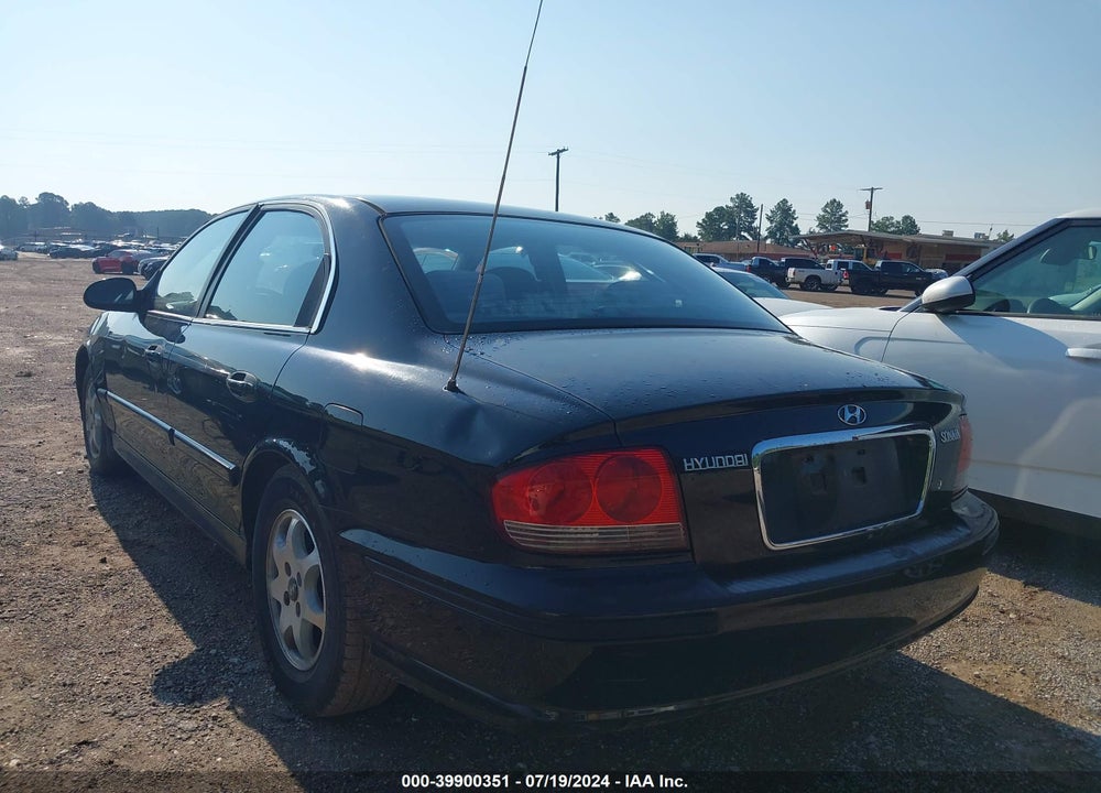 2004 HYUNDAI SONATA VIN: KMHWF25S44A972209