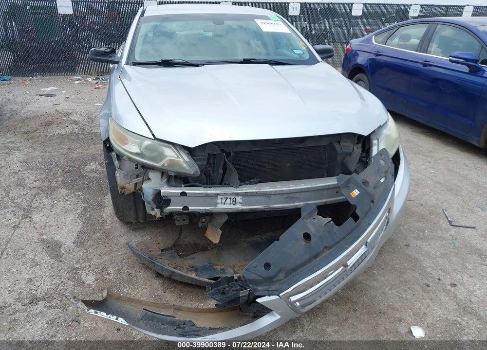 2011 FORD TAURUS VIN: 1FAHP2DW4BG143199