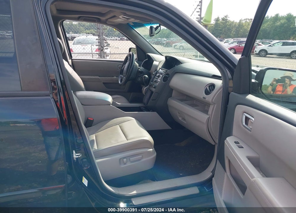 2013 HONDA PILOT EX-L VIN: 5FNYF4H54DB056183