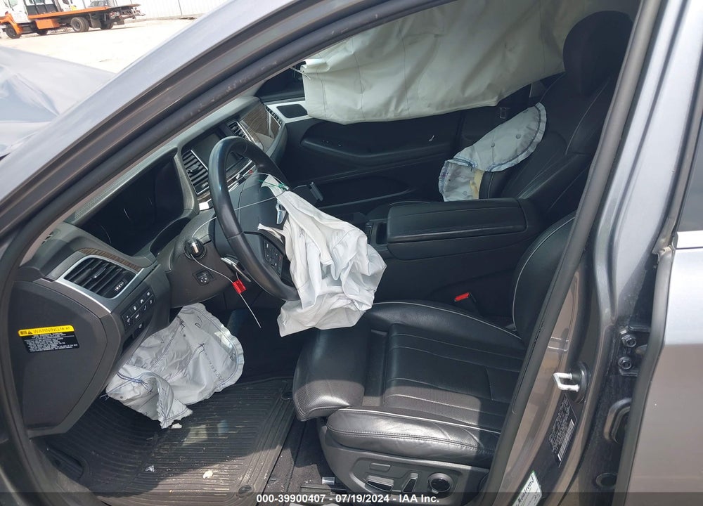 2015 HYUNDAI GENESIS 3.8 VIN: KMHGN4JE2FU092131