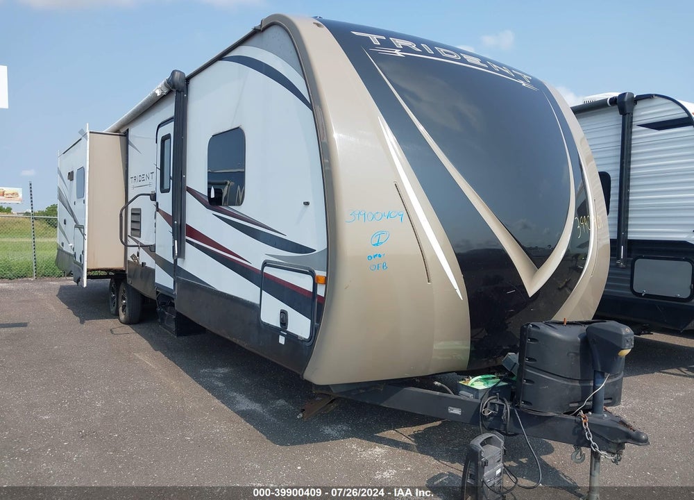 2015 SKYLINE TRIDENT VIN: 1SE200R26FN000425