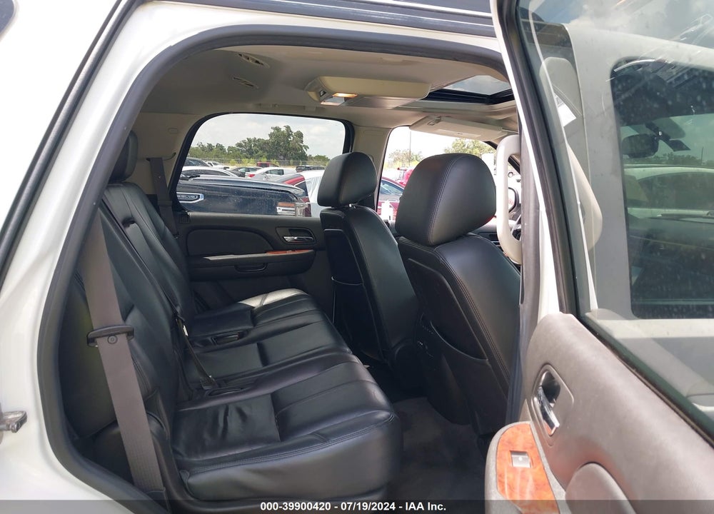 2013 CHEVROLET TAHOE LT VIN: 1GNSKBE07DR303700