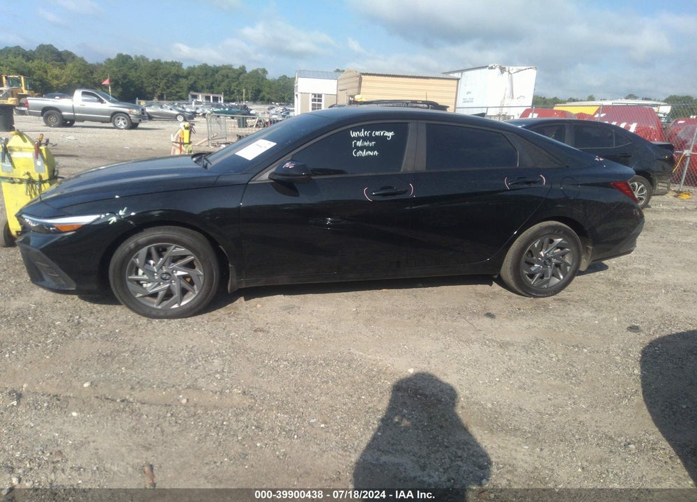 2024 HYUNDAI ELANTRA SEL VIN: KMHLM4DG6RU772150
