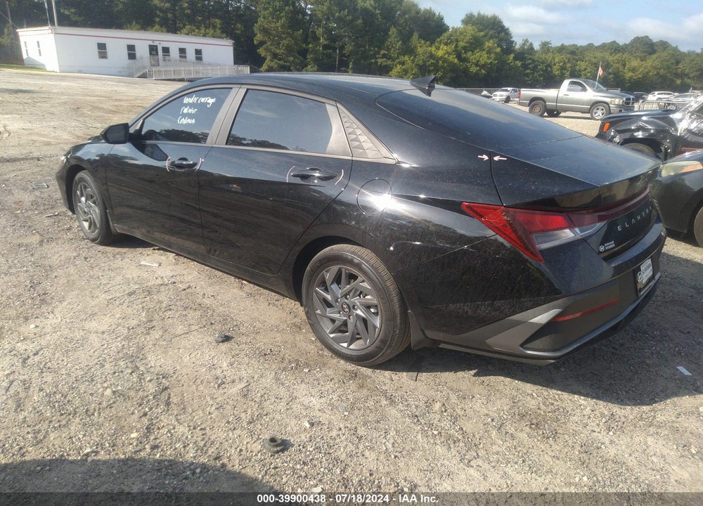 2024 HYUNDAI ELANTRA SEL VIN: KMHLM4DG6RU772150
