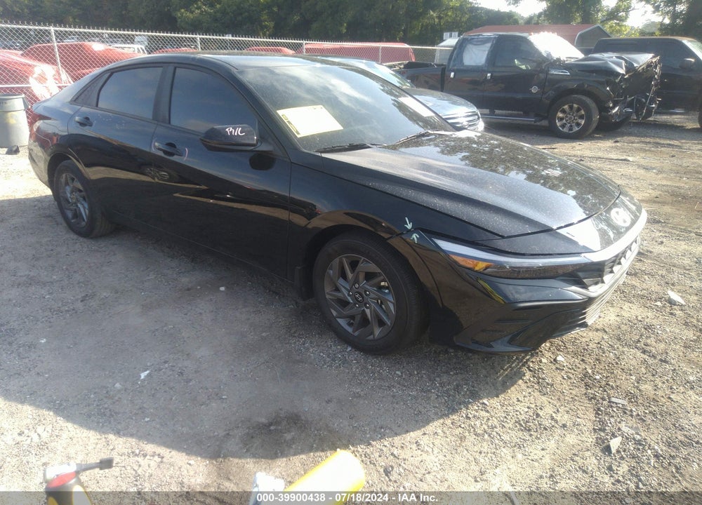 2024 HYUNDAI ELANTRA SEL VIN: KMHLM4DG6RU772150