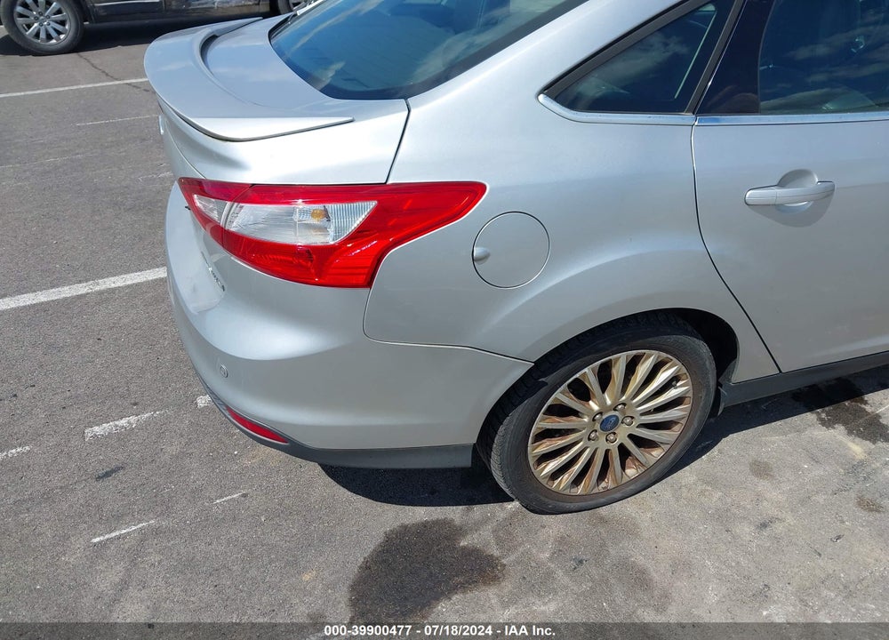 2012 FORD FOCUS TITANIUM VIN: 1FAHP3J24CL448623
