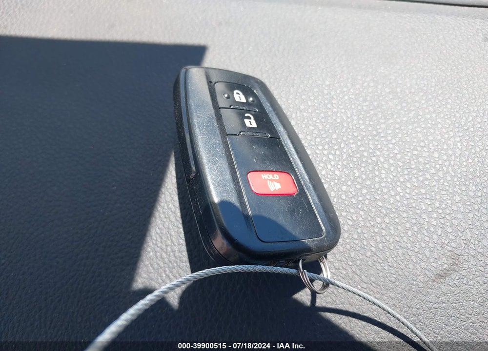 2020 TOYOTA PRIUS LE VIN: JTDKARFU0L3105757