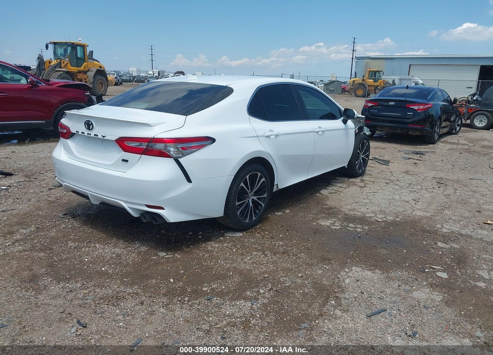 2019 TOYOTA CAMRY SE VIN: 4T1B11HK5KU823533