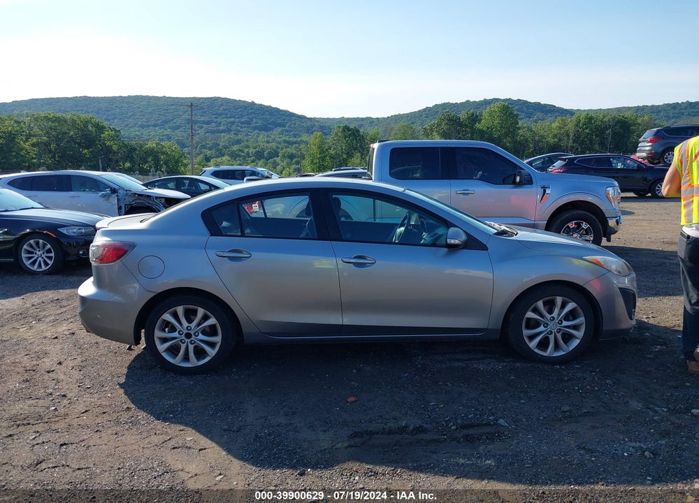 2010 MAZDA 3 S SPORT VIN: JM1BL1S61A1235266