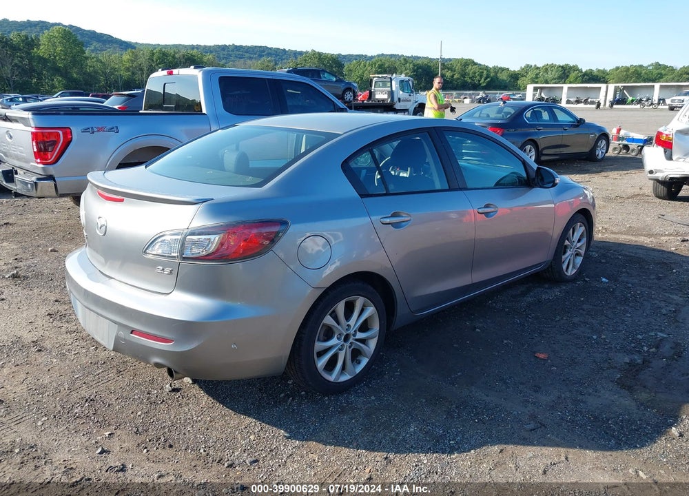 2010 MAZDA 3 S SPORT VIN: JM1BL1S61A1235266