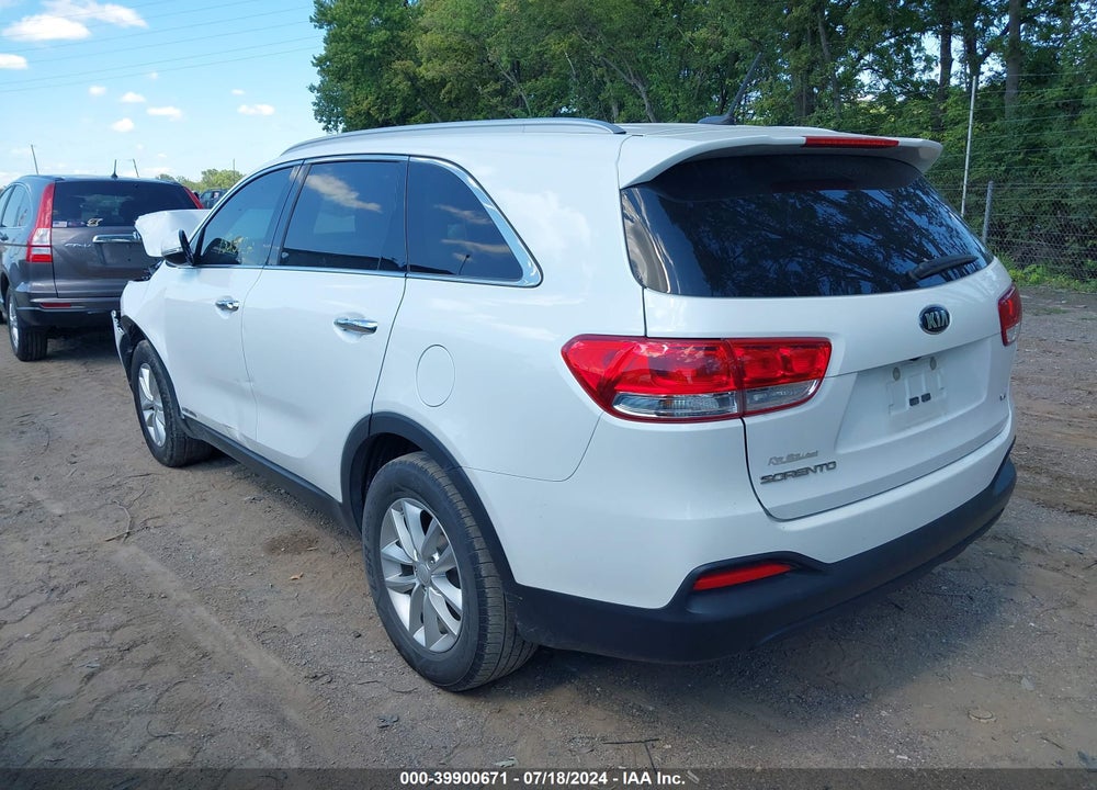 2017 KIA SORENTO 3.3L LX VIN: 5XYPGDA5XHG333842