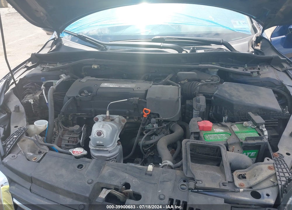 2015 HONDA ACCORD EX-L VIN: 1HGCR2F82FA235709