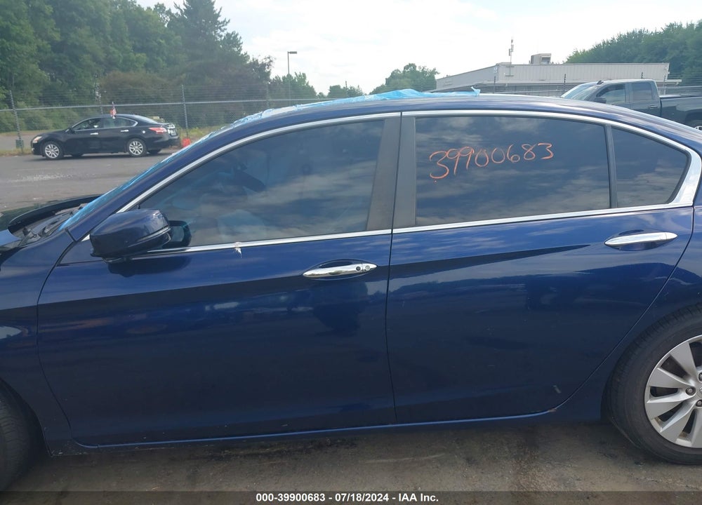 2015 HONDA ACCORD EX-L VIN: 1HGCR2F82FA235709