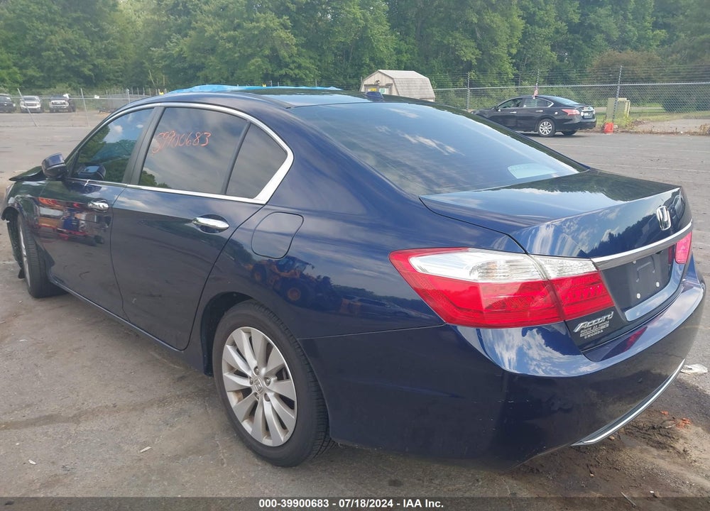 2015 HONDA ACCORD EX-L VIN: 1HGCR2F82FA235709