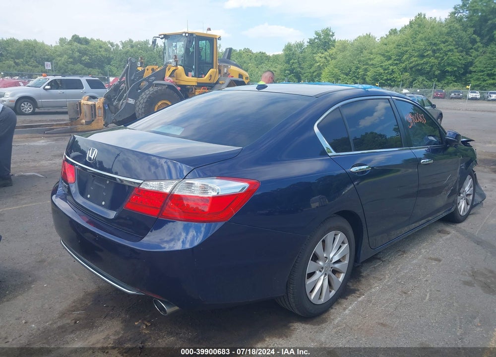 2015 HONDA ACCORD EX-L VIN: 1HGCR2F82FA235709