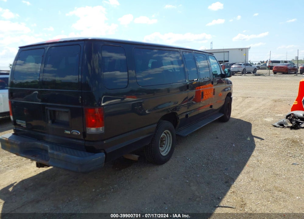 2013 FORD E-350 SUPER DUTY XL VIN: 1FBSS3BL2DDA63325