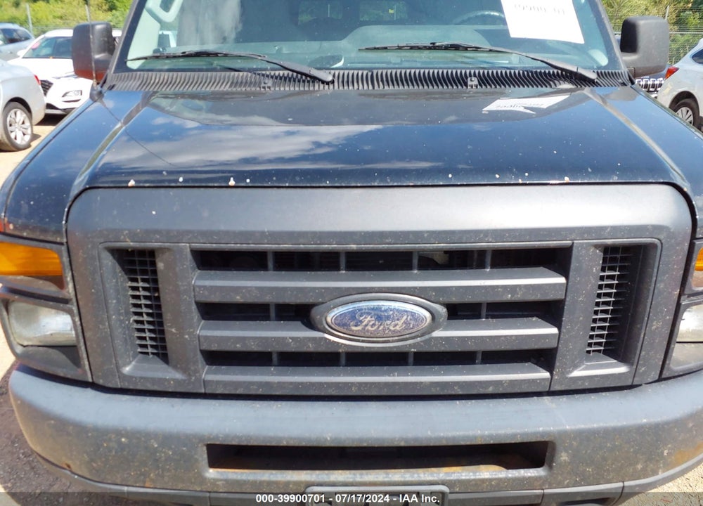 2013 FORD E-350 SUPER DUTY XL VIN: 1FBSS3BL2DDA63325
