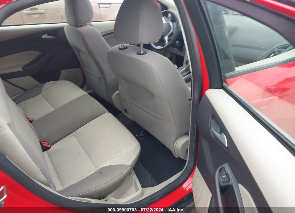 2014 FORD FOCUS SE VIN: 1FADP3K21EL438292