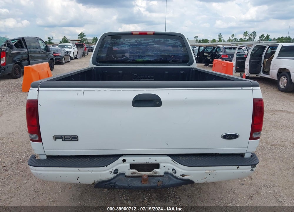 2002 FORD F-150 XL/XLT VIN: 1FTRX17232NA30261