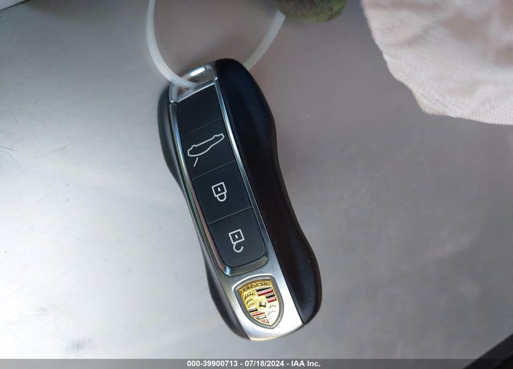 2020 PORSCHE PANAMERA 4 VIN: WP0AA2A75LL101708