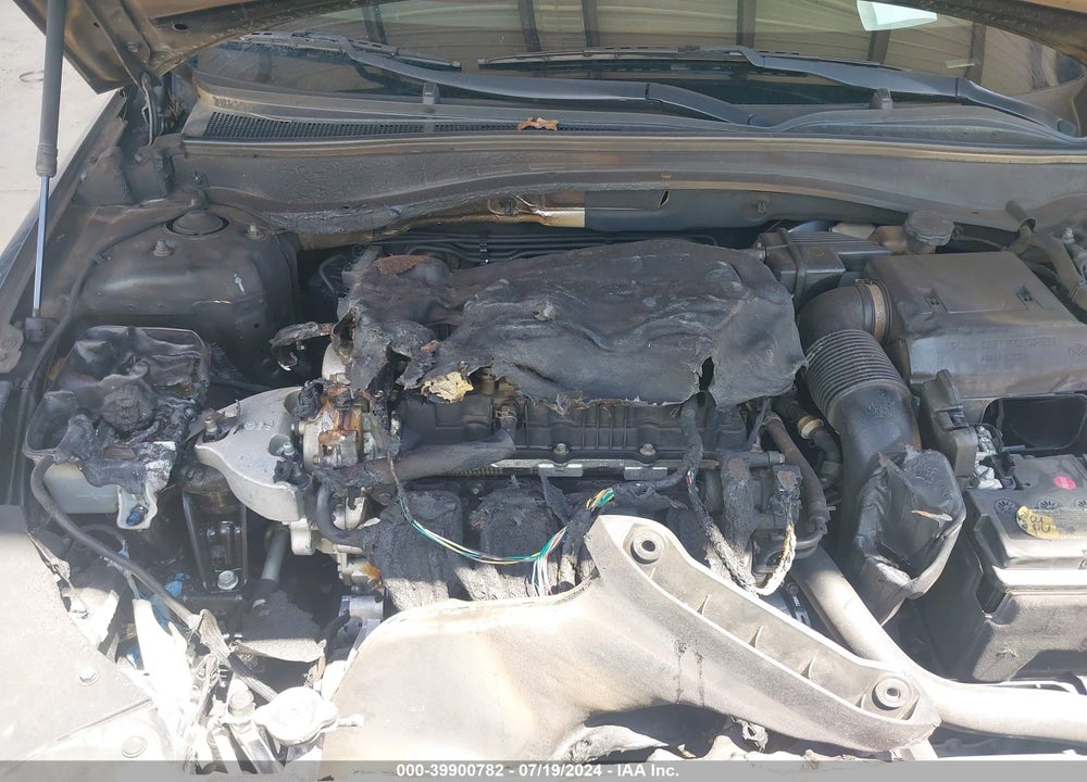 2019 KIA OPTIMA S VIN: 5XXGT4L33KG306954