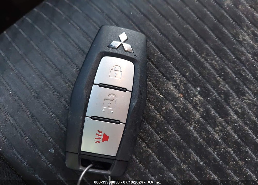 2022 MITSUBISHI OUTLANDER ES 2.5 S-AWC VIN: JA4J4TA82NZ053102
