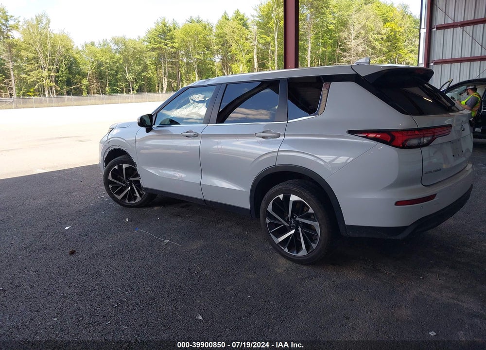 2022 MITSUBISHI OUTLANDER ES 2.5 S-AWC VIN: JA4J4TA82NZ053102
