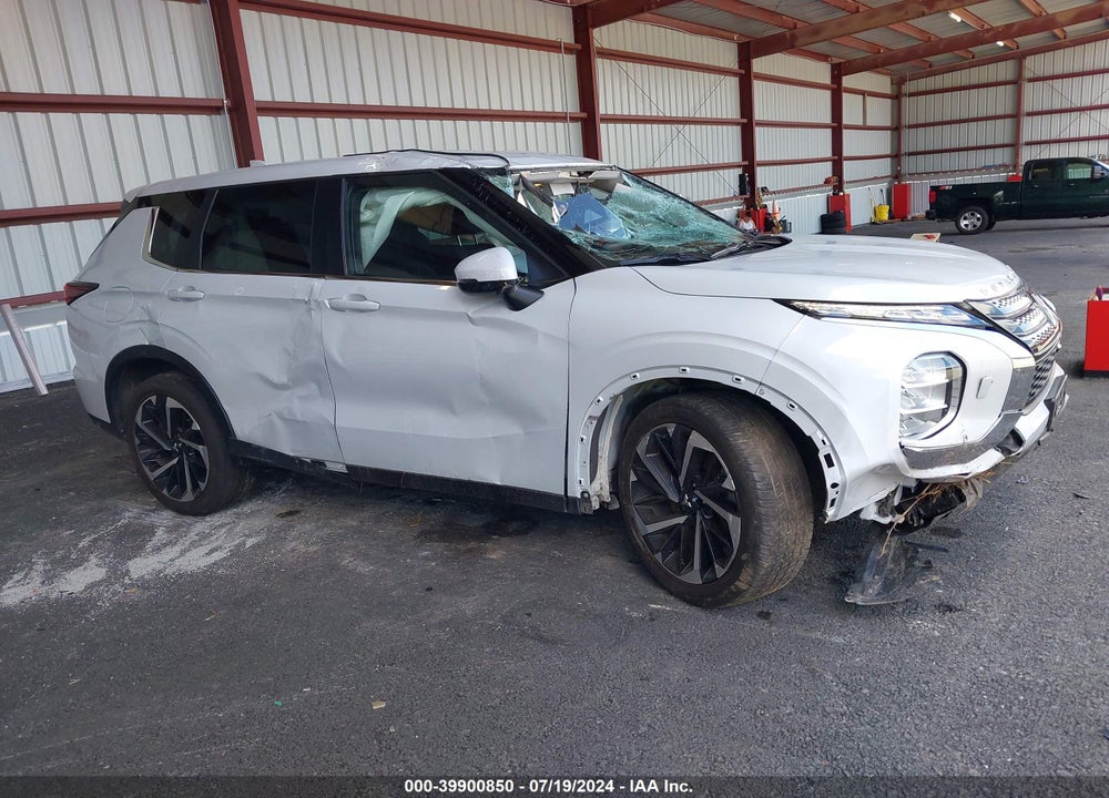 2022 MITSUBISHI OUTLANDER ES 2.5 S-AWC VIN: JA4J4TA82NZ053102