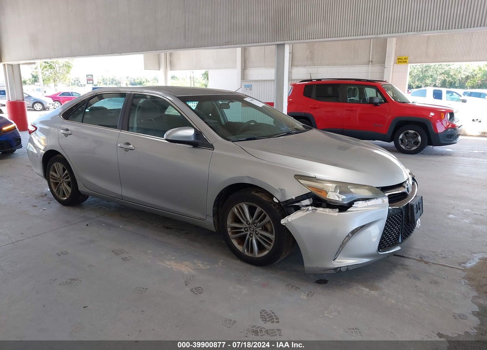 2015 TOYOTA CAMRY SE VIN: 4T1BF1FK2FU112964