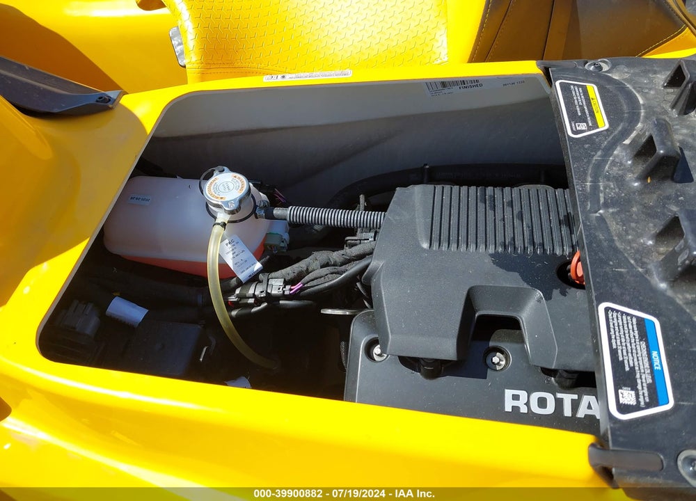 2021 SEA DOO RXT-300 VIN: YDV37984A121