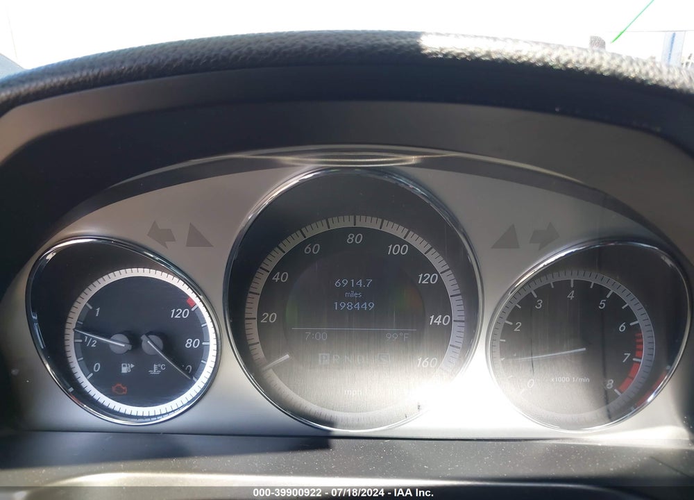 2009 MERCEDES-BENZ C 300 LUXURY/SPORT VIN: WDDGF54X59R077799