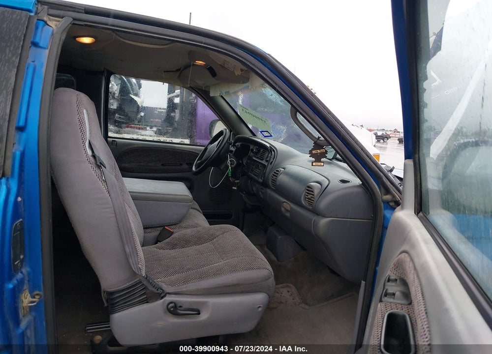 1998 DODGE RAM 2500 ST VIN: 1B7KC2363WJ228038