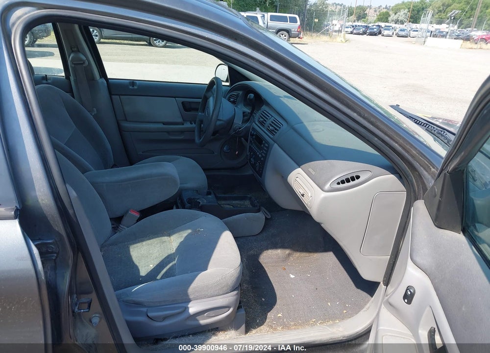 2005 FORD TAURUS SE VIN: 1FAFP53U65A270858