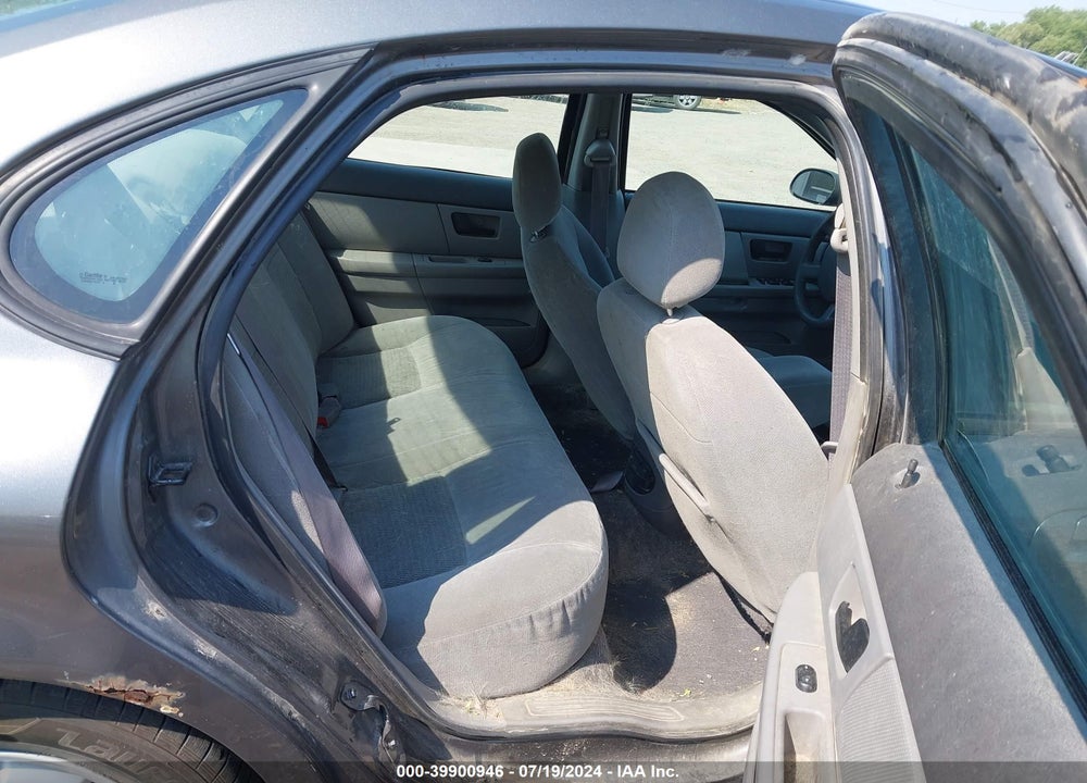 2005 FORD TAURUS SE VIN: 1FAFP53U65A270858