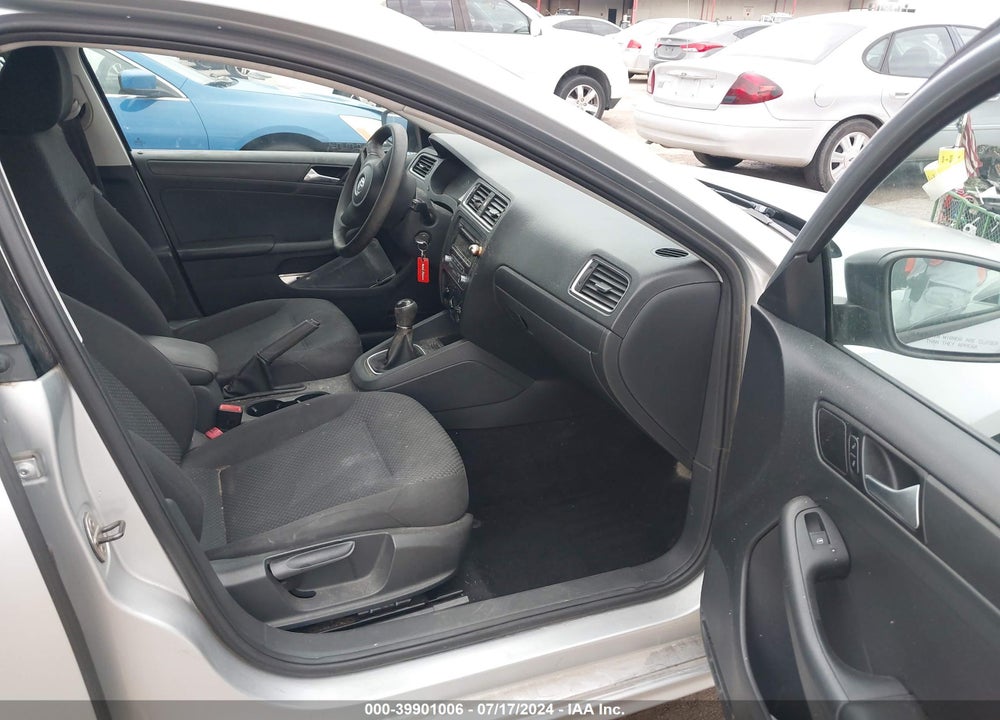2014 VOLKSWAGEN JETTA 2.0L S VIN: 3VW1K7AJ6EM333447