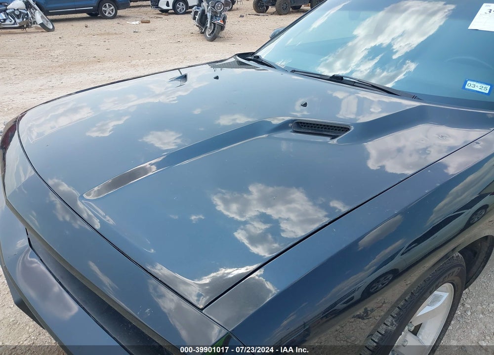 2011 DODGE CHALLENGER VIN: 2B3CJ4DG1BH510169