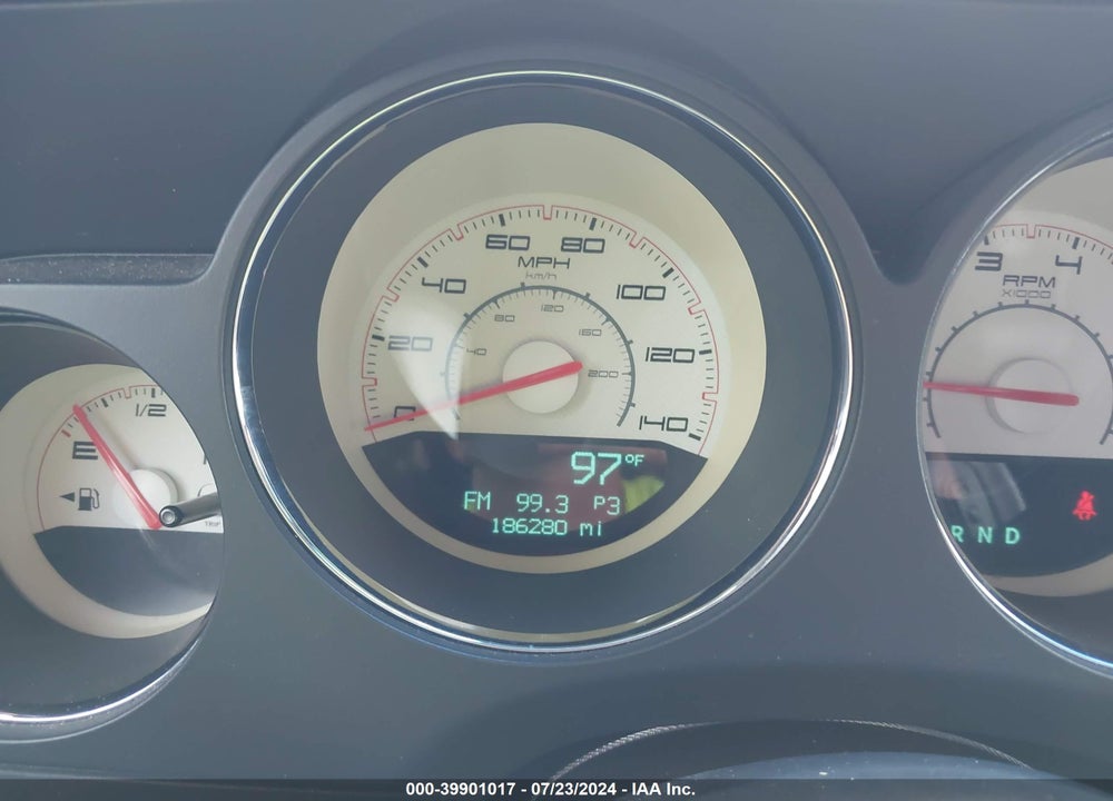 2011 DODGE CHALLENGER VIN: 2B3CJ4DG1BH510169