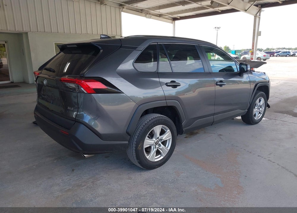 2021 TOYOTA RAV4 XLE VIN: 2T3W1RFV7MC140807