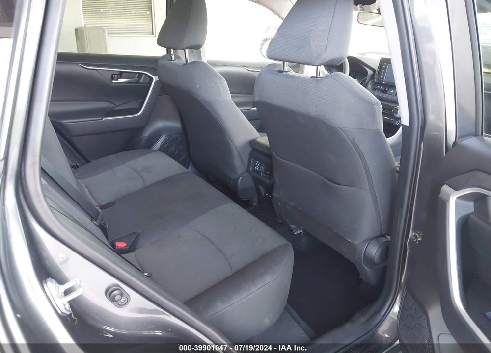 2021 TOYOTA RAV4 XLE VIN: 2T3W1RFV7MC140807