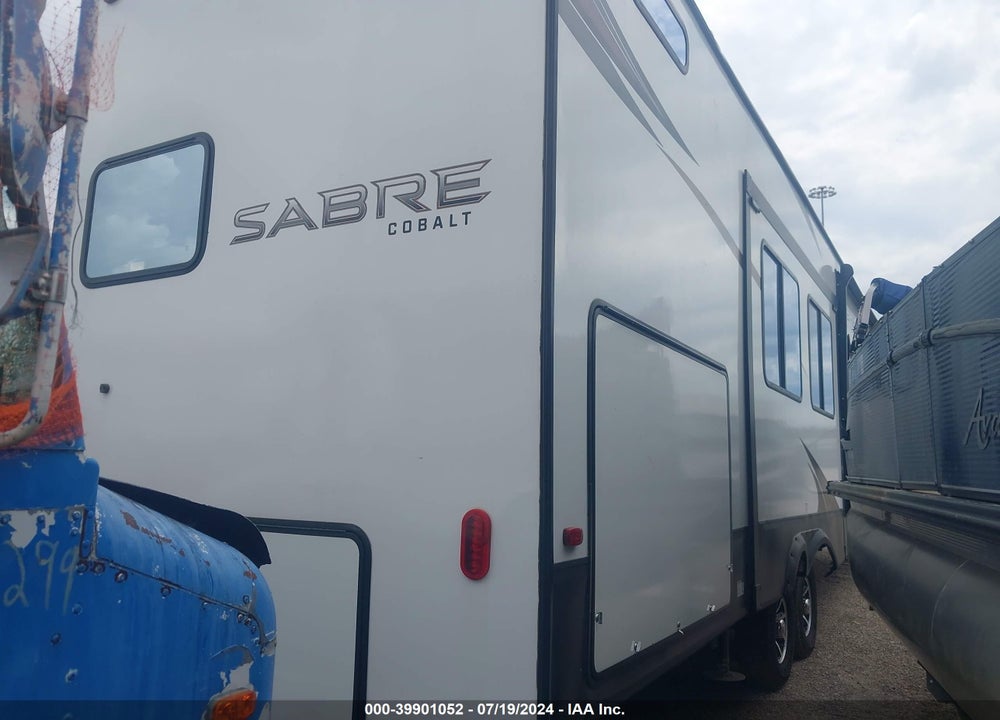 2023 FOREST RIVER SABRE 350BH VIN: 5ZT3SR0B9P6112640