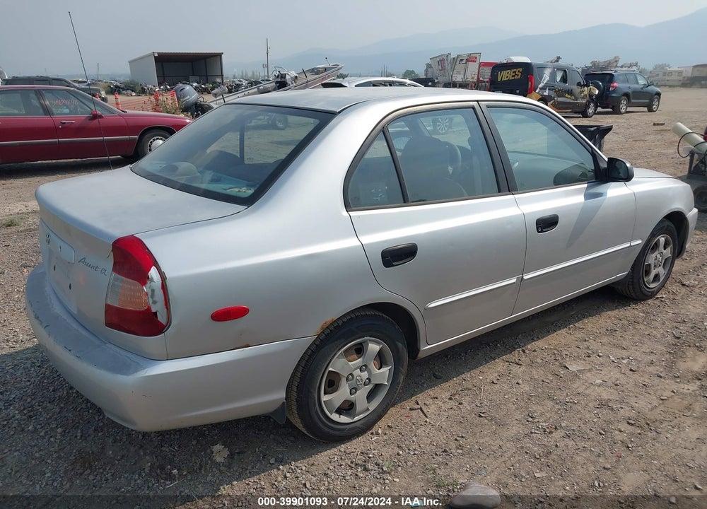 2001 HYUNDAI ACCENT GL VIN: KMHCG45C51U170640