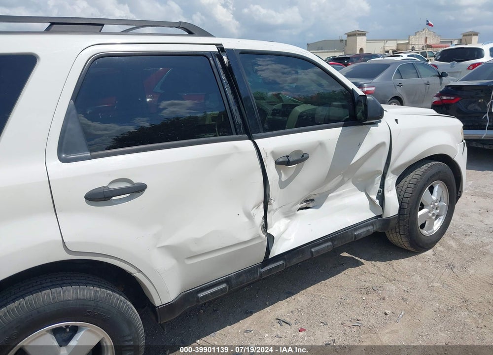 2011 FORD ESCAPE XLT VIN: 1FMCU0D70BKA79410