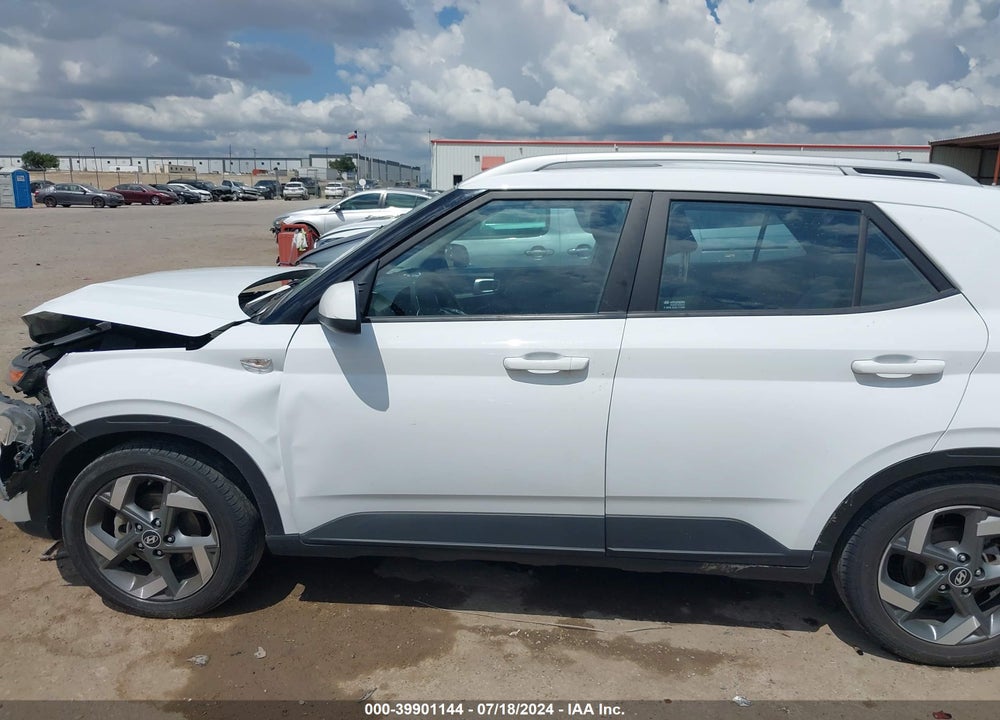 2022 HYUNDAI VENUE SEL VIN: KMHRC8A36NU149532